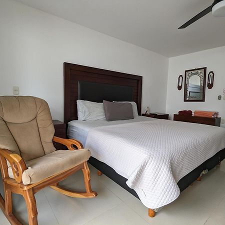 Villa Aurora Beautiful Beachfront Apartment كانكون المظهر الخارجي الصورة
