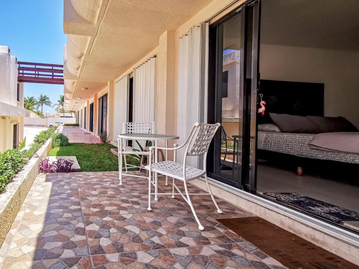 Villa Aurora Beautiful Beachfront Apartment كانكون المظهر الخارجي الصورة